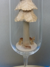 Pyramide im Sektglas, Rehe